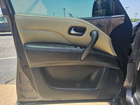 Used 2023 INFINITI QX80 Premium Select w/ Cargo Package AWD/4WD image 11