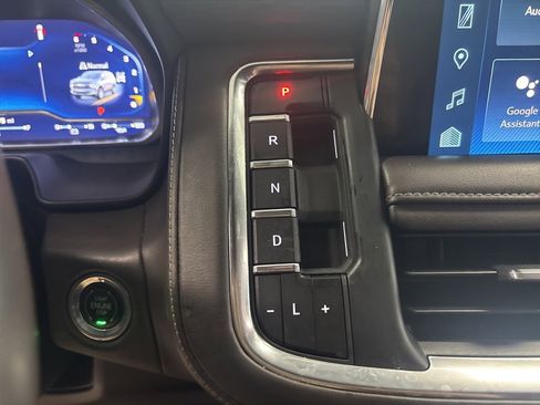 Used 2023 Chevrolet Tahoe Z71 w/ Off-Road Capability Package image 21