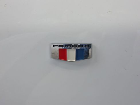 Used 2018 Chevrolet Camaro SS image 34