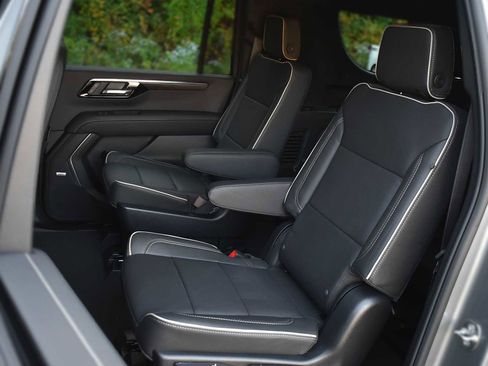 New 2026 Chevrolet Suburban Premier w/ Sun And Tow Package image 11