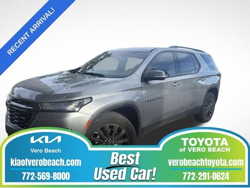 Used 2023 Chevrolet Traverse RS FWD image 1