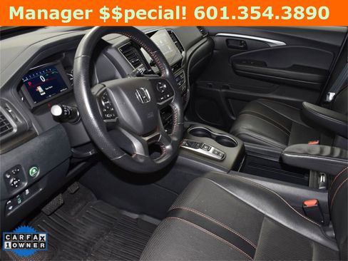 Used 2023 Honda Passport TrailSport image 12