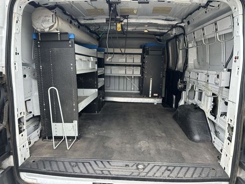 Used 2015 Ford Transit 250 130 Low Roof RWD image 10