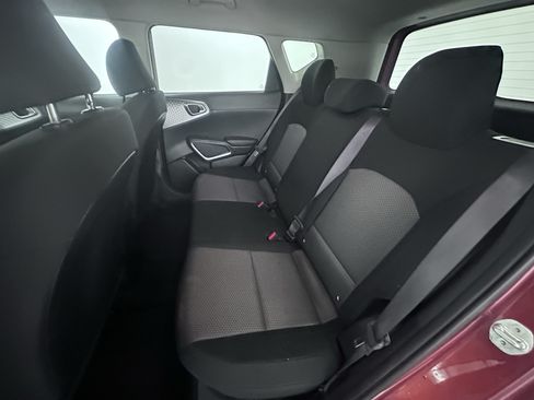Used 2024 Kia Soul LX w/ Option Group 015 FWD image 23