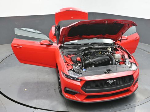 Used 2024 Ford Mustang Convertible RWD image 35