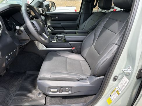 Used 2025 Toyota Tundra SR5 w/ SR5 Premium Package AWD/4WD image 9