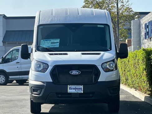 New 2026 Ford Transit 250 148 Medium Roof w/ Load Area Protection Package image 9