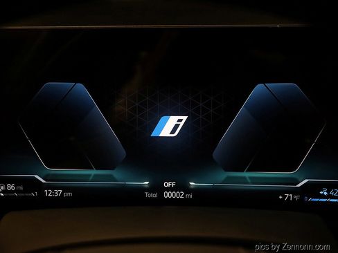 New 2026 BMW X5 xDrive50e w/ Climate Comfort Package image 18