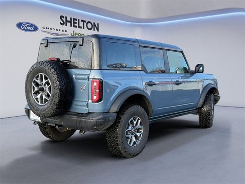 Used 2025 Ford Bronco Badlands image 5