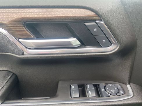 Certified 2025 Chevrolet Silverado 1500 LT Trail Boss w/ Convenience Package II AWD/4WD image 24