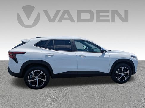 New 2026 Chevrolet Trax RS FWD image 20