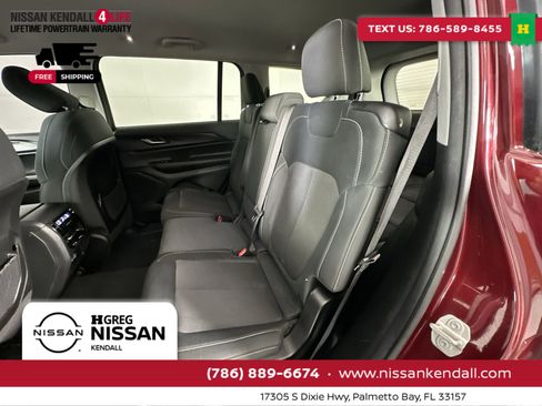 Used 2024 Jeep Grand Cherokee L Laredo image 26