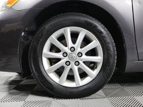 Used 2010 Toyota Camry XLE image 9