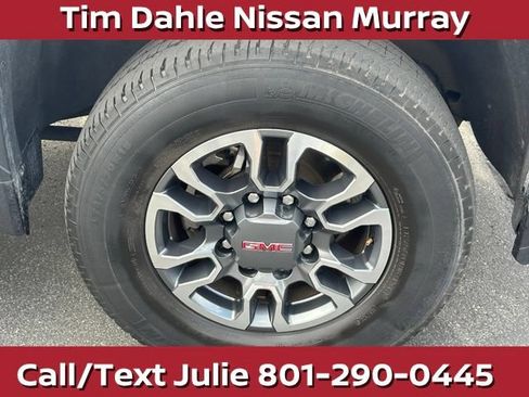 Used 2023 GMC Sierra 2500 SLT w/ SLT Premium Package AWD/4WD image 14