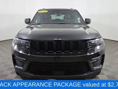 Used 2024 Jeep Grand Cherokee Limited w/ Black Appearance Package AWD/4WD image 2