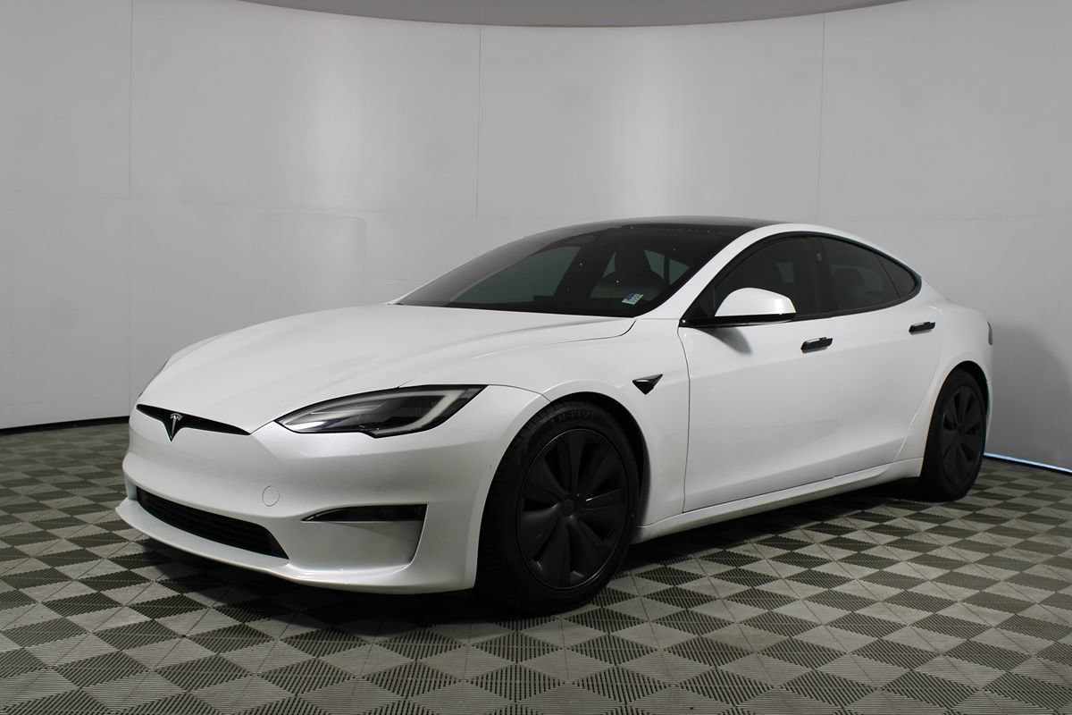 Used 2023 Tesla Model S Standard Range AWD/4WD image 28