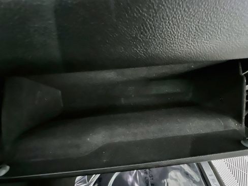 Used 2020 RAM 1500 Laramie AWD/4WD image 35