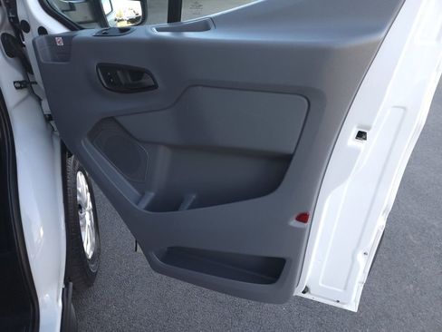 Used 2019 Ford Transit 350 138 w/ Interior Upgrade Package image 18