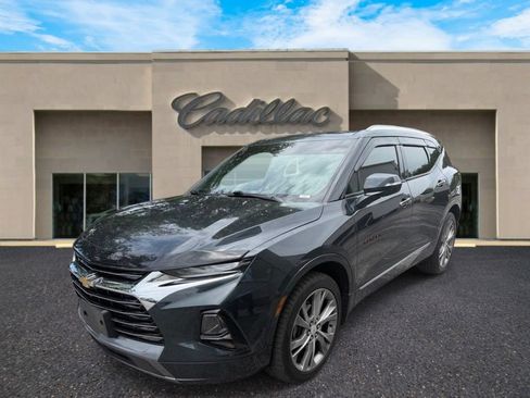 Used 2020 Chevrolet Blazer Premier w/ Driver Confidence II Package FWD image 7