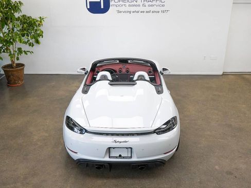 Used 2020 Porsche 718 Boxster Spyder RWD image 42