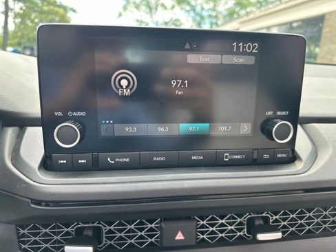 Used 2024 Honda Accord EX image 18