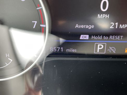 Used 2024 Nissan Sentra SR FWD image 3