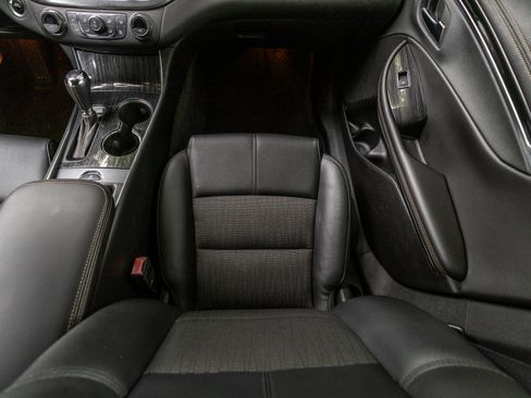 Used 2020 Chevrolet Impala LT FWD image 56