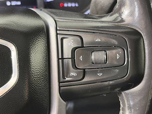 Used 2022 GMC Sierra 3500 SLT w/ SLT Premium Package image 18