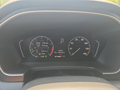 Used 2025 Honda Pilot Sport image 20