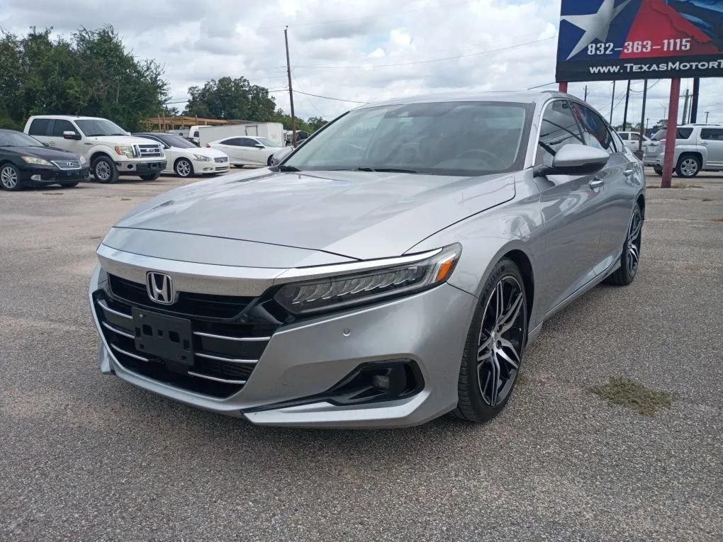 Used 2021 Honda Accord Touring image 1