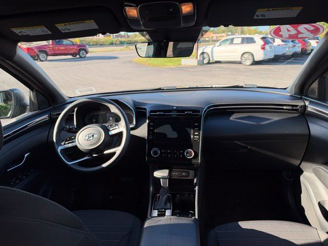 Used 2024 Hyundai Santa Cruz SE AWD/4WD image 15