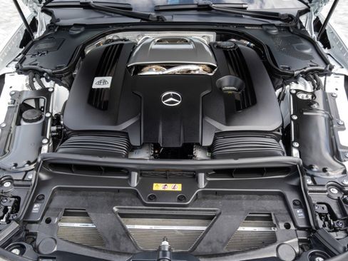 Used 2026 Mercedes-Benz Maybach SL 680 image 42