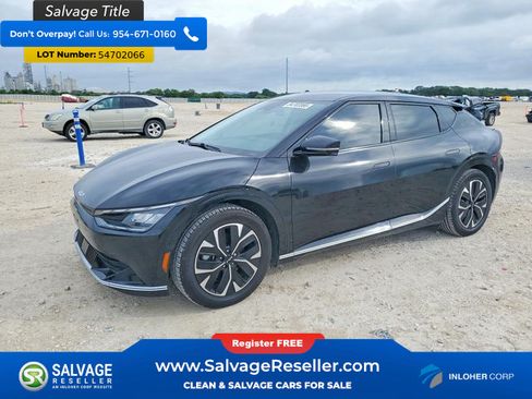 Used 2022 Kia EV6 Wind RWD image 1