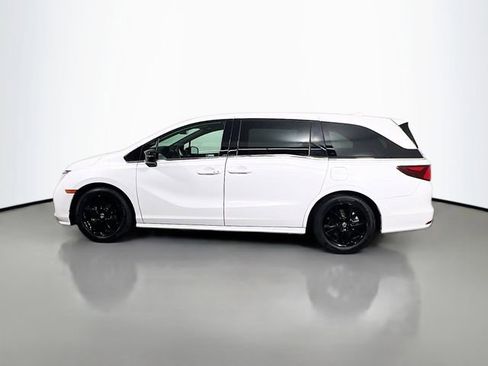 Used 2023 Honda Odyssey Sport image 6