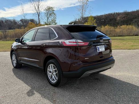 Used 2023 Ford Edge SEL image 5