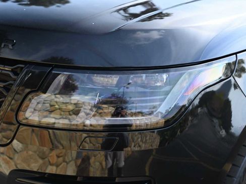 Used 2020 Land Rover Range Rover HSE image 8
