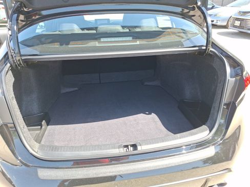 Used 2025 Toyota Corolla SE FWD image 36