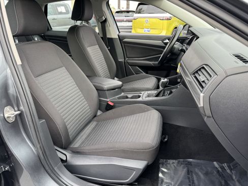 Certified 2022 Volkswagen Jetta S w/ IQ.Drive Package image 31