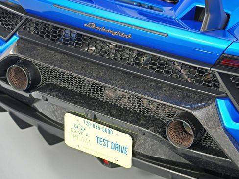 Used 2018 Lamborghini Huracan Performante image 82