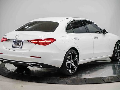 Used 2025 Mercedes-Benz C 300 Sedan image 4