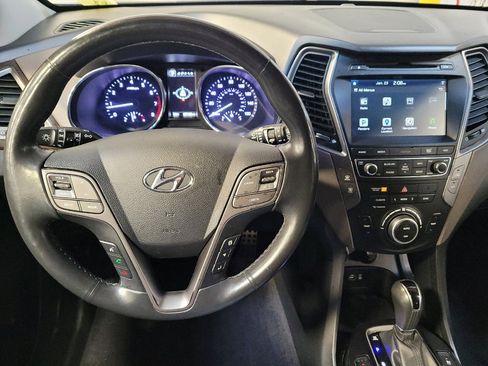 Used 2017 Hyundai Santa Fe Sport image 22