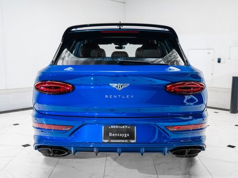 New 2025 Bentley Bentayga image 10