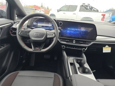 New 2026 Chevrolet Equinox EV RS image 13