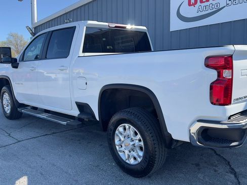 Used 2023 Chevrolet Silverado 2500 LT w/ Convenience Package image 5