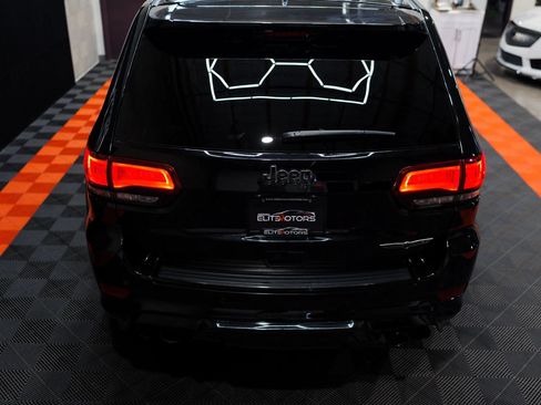 Used 2018 Jeep Grand Cherokee Trackhawk AWD/4WD image 18