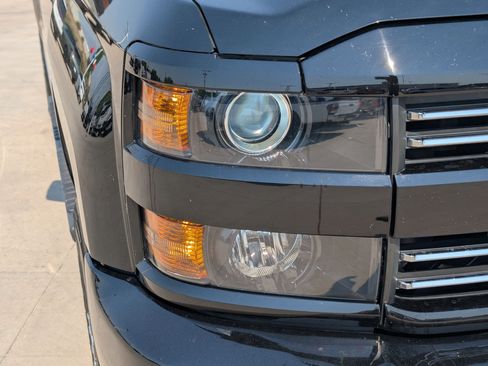Used 2018 Chevrolet Silverado 3500 LT w/ LT Convenience Package AWD/4WD image 10