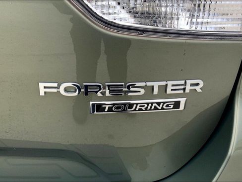 Used 2021 Subaru Forester Touring w/ Popular Package #2 AWD/4WD image 27