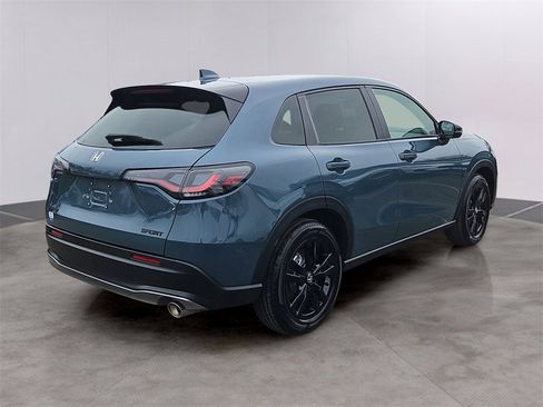 Used 2026 Honda HR-V Sport image 4