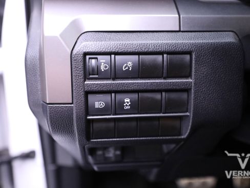 Used 2024 Toyota Tacoma TRD Sport image 17