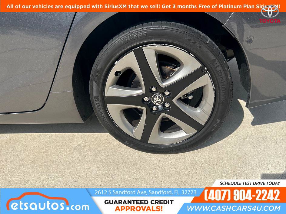 Used 2022 Toyota Prius Limited FWD image 20